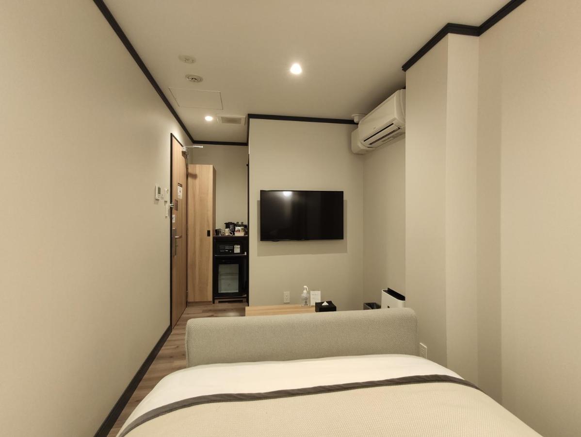 Hotel Yksi Sauna & Tokio
