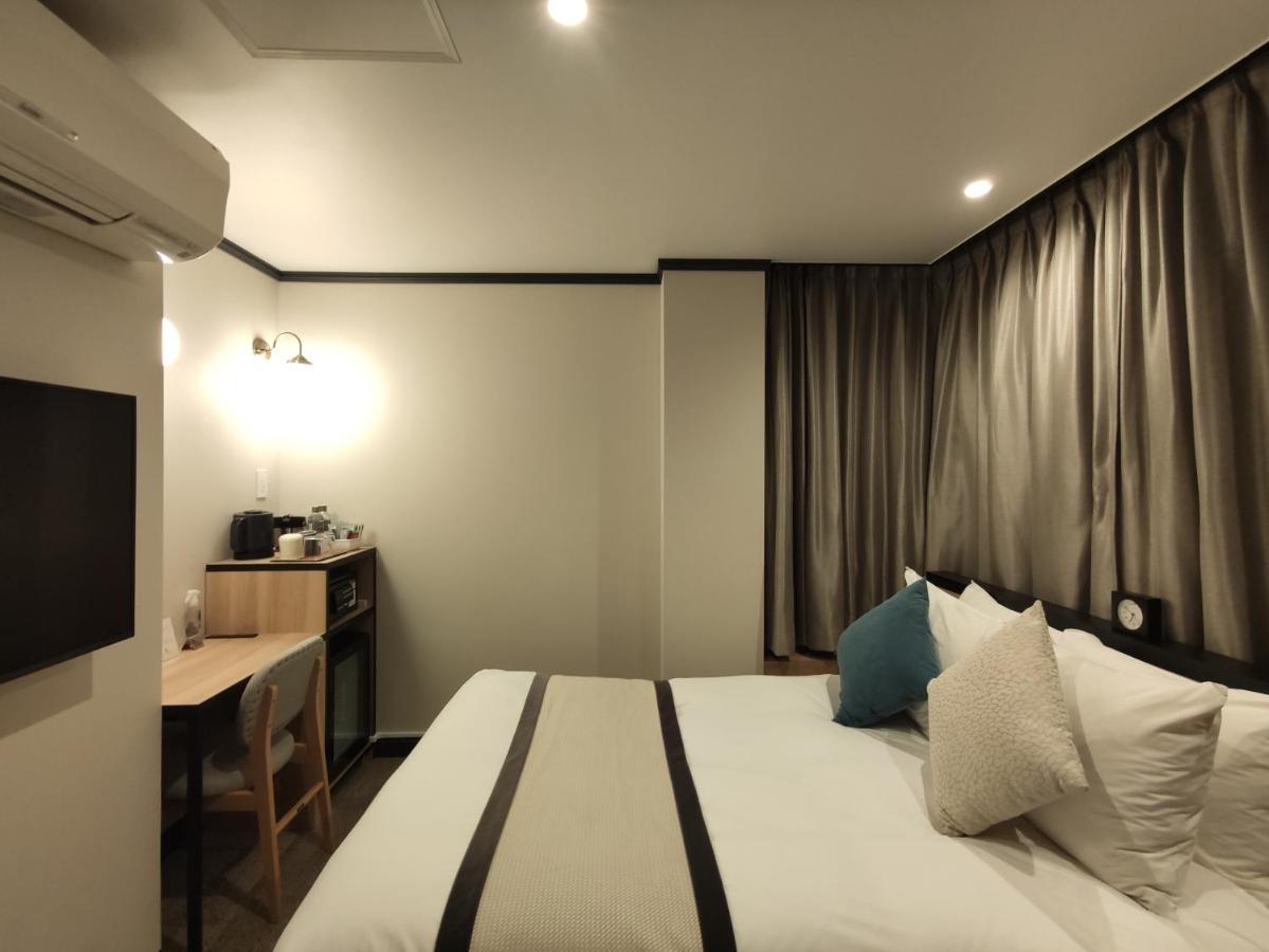 Yksi Sauna & Tokio